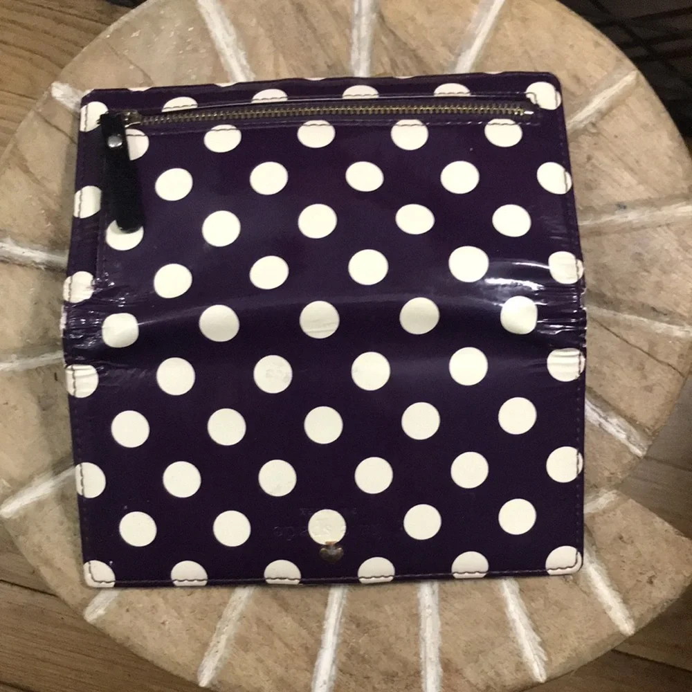 Kate Spade wallet - Picture 7 of 9